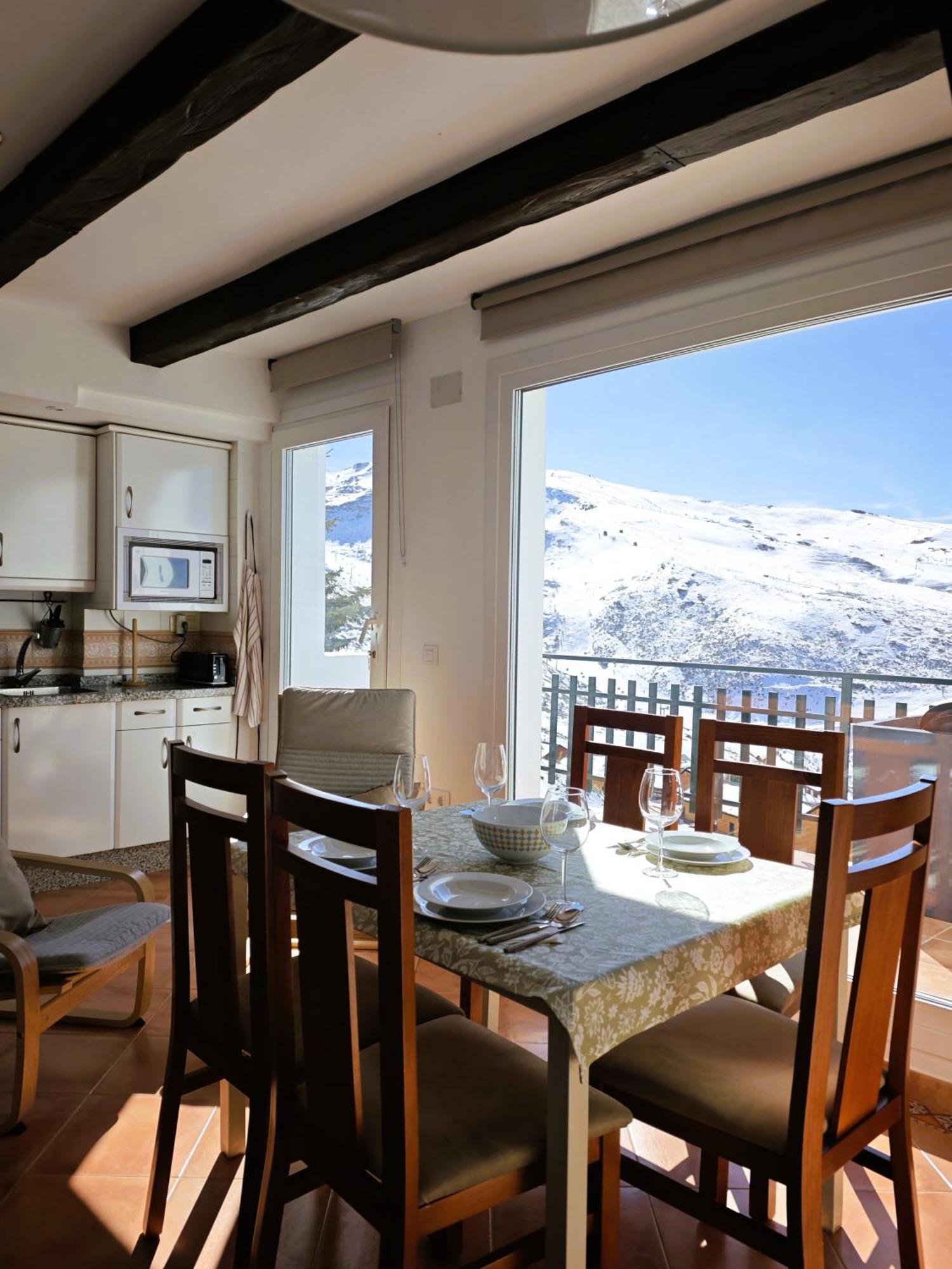 Apartamento Nievesol Con 2 Parking Y Wifi Sierra Nevada Exterior photo